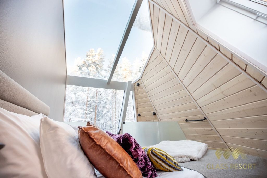double-or-twin-bed-on